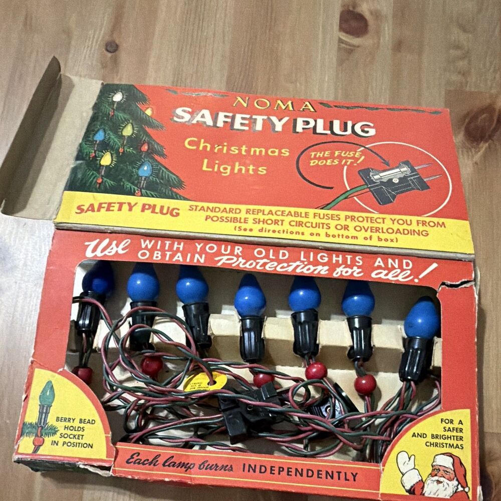 Vintage NOMA Safety Plug 7 Light Christmas Set Blue Bulbs Original Box